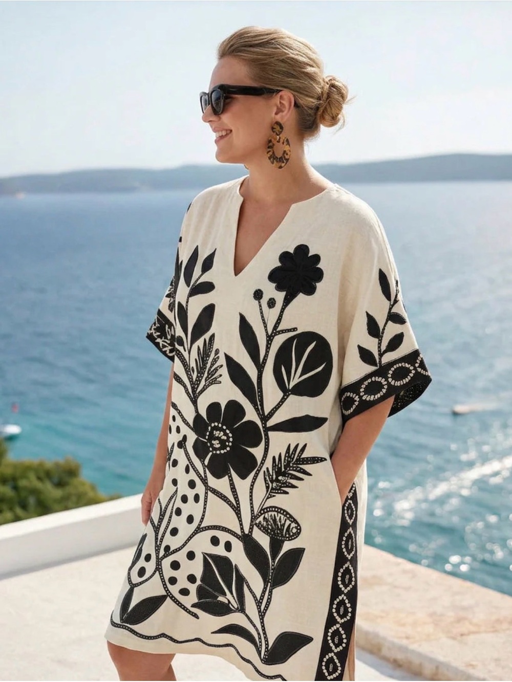 ON SALE!!! Coastal Botanical Contrast Mini Dress - Black & Cream Floral V-Neck S